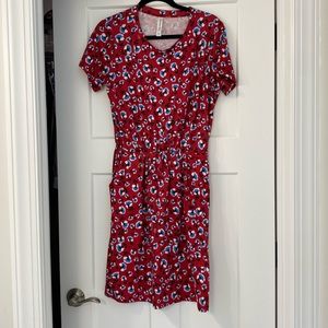 Knee length dress with pockets